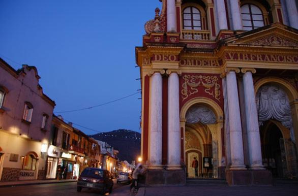 Pensión Plaza Sj 2 Salta